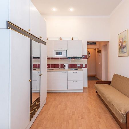 Gintaro Studija Apartment Palanga Exterior foto